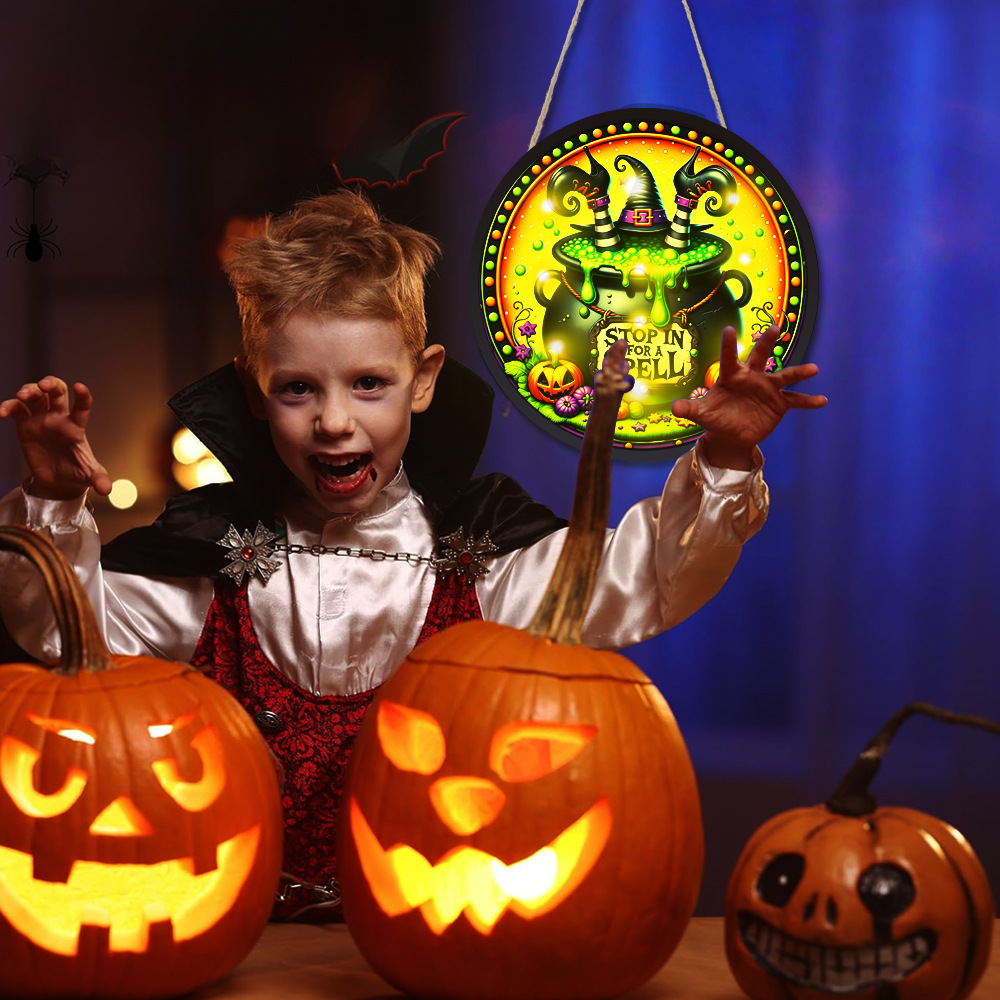 Round Glowing Halloween Hangin - огляд і ціна Home Decor Lighting Tricks