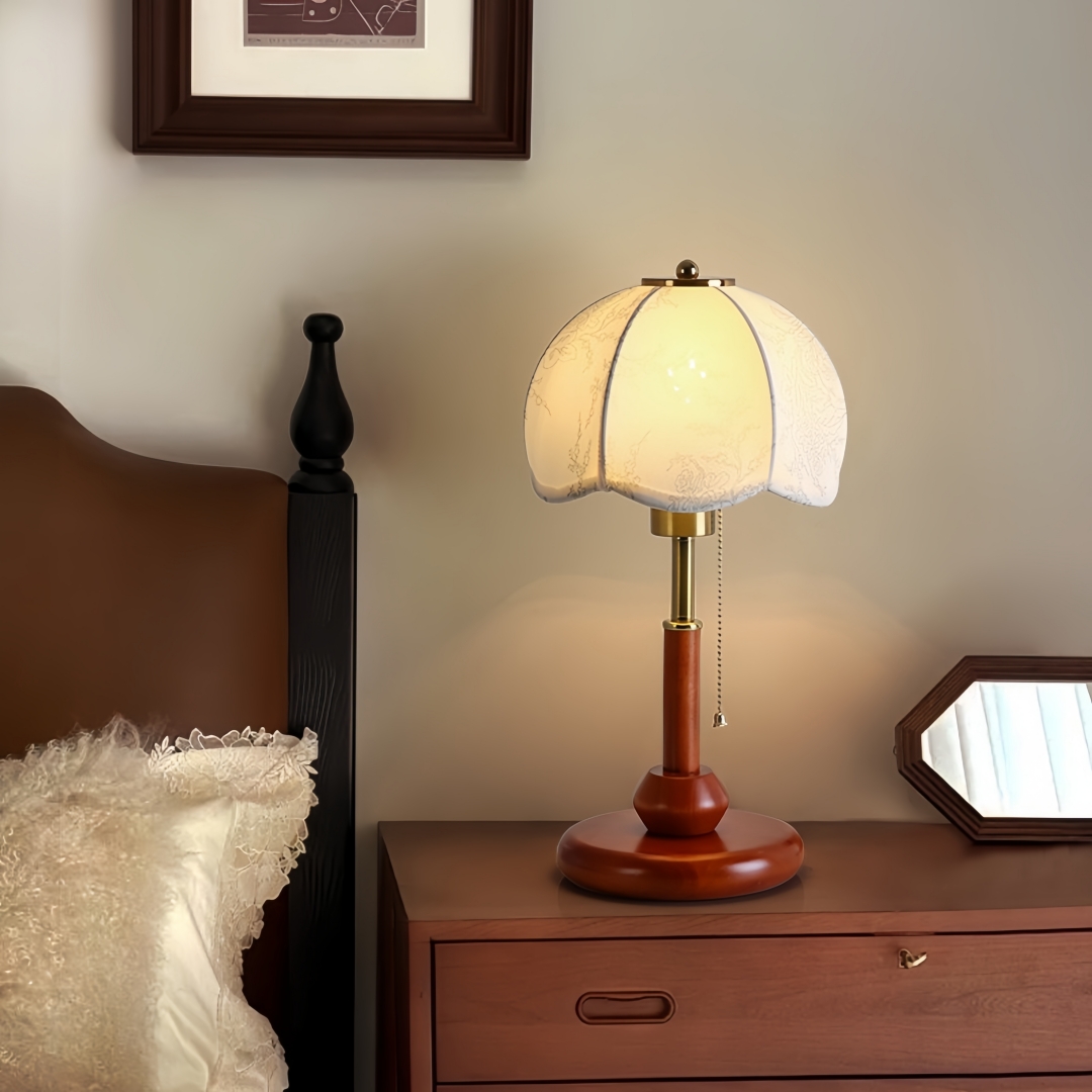 Vintage Scalloped Dome Table L - огляд і ціна Lighting Table Decor